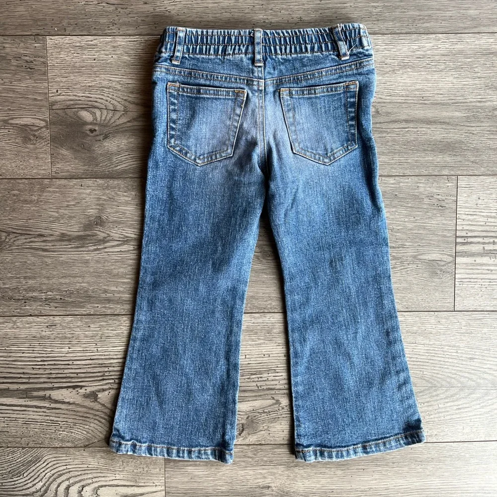 The Children’s Place Toddler Girl Bootcut Medium Wash Denim Jeans Glitter Heart